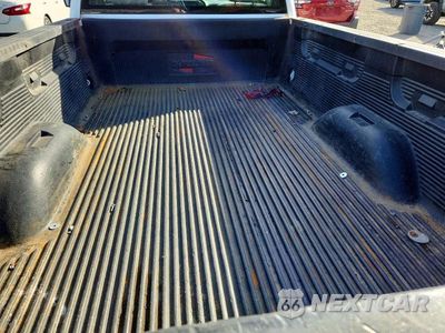 Zdjęcie 10 z 12 samochodu: 2015 GMC SIERRA C1500 VIN:1GTN1TEC8FZ906795 - miniatura