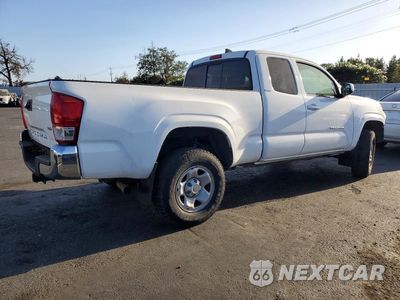 Trzecie zdjęcie samochodu z tyłu: 2016 TOYOTA TACOMA SR5 V6 VIN:5TFRZ5CNXGX006276 - miniatura