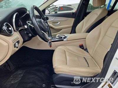 Zdjęcie 7 z 12 samochodu: 2016 MERCEDES-BENZ C 300 VIN:55SWF4JB1GU153240 - miniatura
