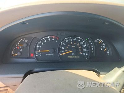 Zdjęcie 9 z 12 samochodu: 2001 TOYOTA TUNDRA ACCESS CAB LIMITED VIN:5TBBT48181S127302 - miniatura