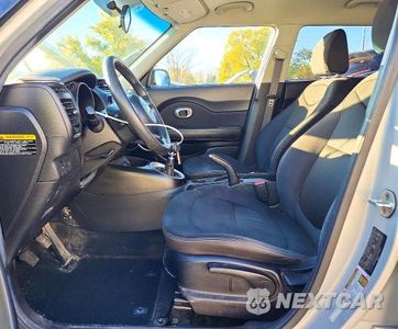 Zdjęcie 7 z 12 samochodu: 2016 KIA SOUL BASE VIN:KNDJN2A27G7873859 - miniatura