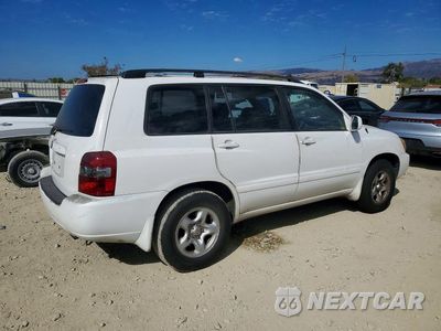 Trzecie zdjęcie samochodu z tyłu: 2006 TOYOTA HIGHLANDER BASE VIN:JTEGD21A460142863 - miniatura