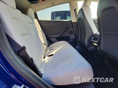 Zdjęcie 11 z 14 samochodu: 2022 TESLA MODEL Y VIN:7SAYGDEF5NF563415 - miniatura
