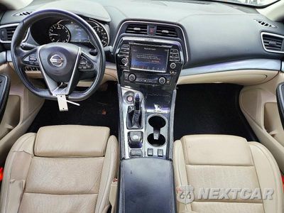 Zdjęcie 8 z 12 samochodu: 2016 NISSAN MAXIMA 3.5 SL VIN:1N4AA6AP3GC424707 - miniatura