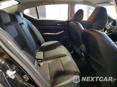 Zdjęcie 10 z 12 samochodu: 2022 NISSAN ALTIMA VIN:1N4BL4CW6NN329311 - miniatura