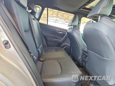Zdjęcie 10 z 12 samochodu: 2024 TOYOTA RAV4 XSE VIN:JTME6RFV6RD553835 - miniatura