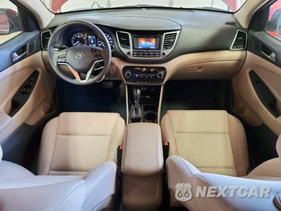 Zdjęcie 8 z 13 samochodu: 2017 HYUNDAI TUCSON SE VIN:KM8J3CA4XHU278886 - miniatura