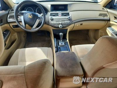 Zdjęcie 8 z 12 samochodu: 2009 HONDA ACCORD LX VIN:1HGCP26389A053155 - miniatura