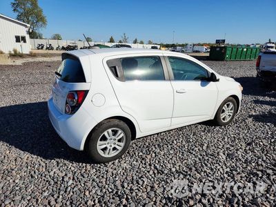 Trzecie zdjęcie samochodu z tyłu: 2015 CHEVROLET SONIC LT VIN:1G1JC6SB6F4166109 - miniatura
