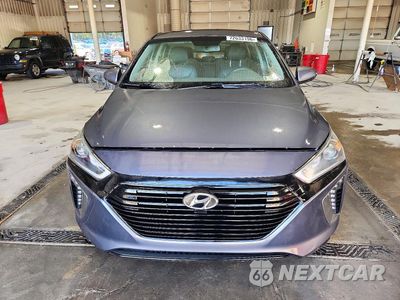 Piąte zdjęcie samochodu w środku: 2017 HYUNDAI IONIQ LIMITED VIN:KMHC85LC4HU039831 - miniatura