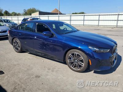 Czwarte zdjęcie samochodu z boku: 2024 BMW 530 XI VIN:WBA53FJ0XRCP91595 - miniatura