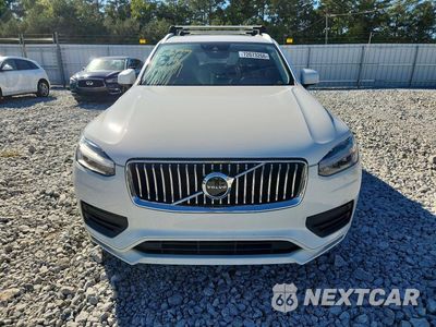 Piąte zdjęcie samochodu w środku: 2020 VOLVO XC90 T6 MOMENTUM VIN:YV4A22PK9L1568812 - miniatura