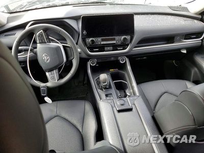 Zdjęcie 8 z 14 samochodu: 2026 TOYOTA GRAND HIGHLANDER HYBRID XLE VIN:5TDACAB52TS108096 - miniatura