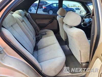 Zdjęcie 10 z 12 samochodu: 1996 TOYOTA CAMRY LE VIN:4T1BG12K9TU729048 - miniatura
