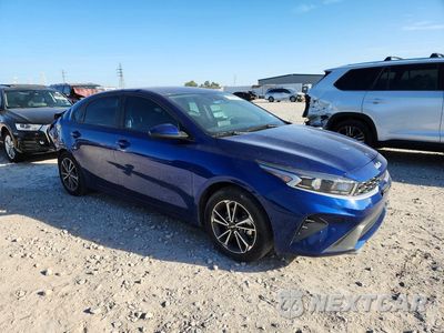 Czwarte zdjęcie samochodu z boku: 2022 KIA FORTE LXS VIN:3KPF24AD7NE462891 - miniatura