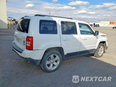 Trzecie zdjęcie samochodu z tyłu: 2014 JEEP PATRIOT LATITUDE VIN:1C4NJPFA8ED618307 - miniatura