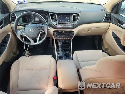 Zdjęcie 8 z 13 samochodu: 2018 HYUNDAI TUCSON VALUE VIN:KM8J33A29JU735207 - miniatura