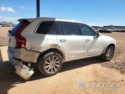 Trzecie zdjęcie samochodu z tyłu: 2018 VOLVO XC90 T6 VIN:YV4A22PL9J1332201 - miniatura