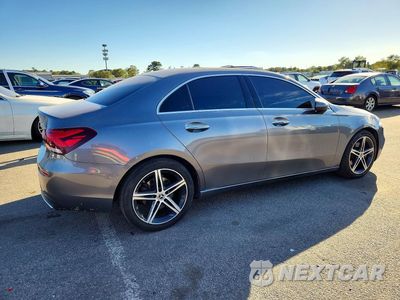 Trzecie zdjęcie samochodu z tyłu: 2021 MERCEDES-BENZ A 220 4MATIC VIN:W1K3G4FB6MJ300799 - miniatura