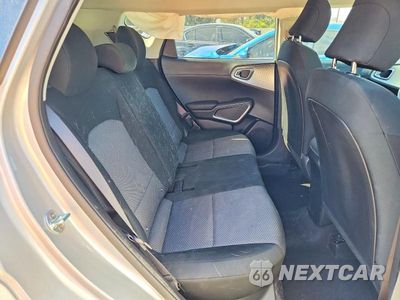 Zdjęcie 10 z 12 samochodu: 2020 KIA SOUL LX VIN:KNDJ23AU5L7089920 - miniatura
