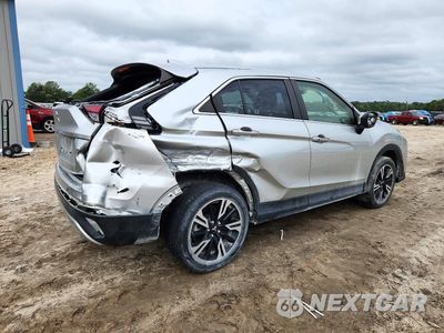 Trzecie zdjęcie samochodu z tyłu: 2024 MITSUBISHI ECLIPSE CROSS SE VIN:JA4ATWAA3RZ044681 - miniatura