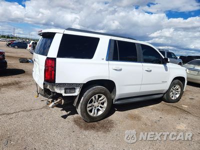 Trzecie zdjęcie samochodu z tyłu: 2018 CHEVROLET TAHOE C1500 LT VIN:1GNSCBKC1JR107615 - miniatura