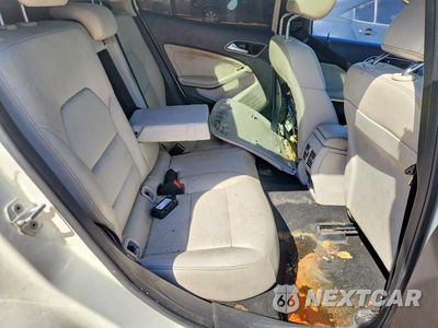 Zdjęcie 10 z 12 samochodu: 2015 MERCEDES-BENZ GLA 250 VIN:WDCTG4EB9FJ178836 - miniatura