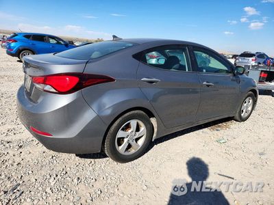 Trzecie zdjęcie samochodu z tyłu: 2014 HYUNDAI ELANTRA SE VIN:5NPDH4AE2EH517290 - miniatura