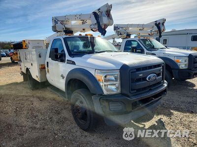 Czwarte zdjęcie samochodu z boku: 2016 FORD F550 SUPER DUTY BUCKET TRUCK VIN:1FDUF5GT8GEC62953 - miniatura