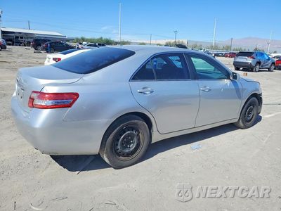 Trzecie zdjęcie samochodu z tyłu: 2011 TOYOTA CAMRY LE VIN:4T4BF3EKXBR113891 - miniatura