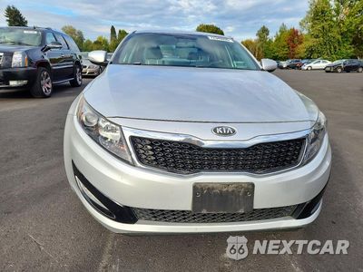 Piąte zdjęcie samochodu w środku: 2013 KIA OPTIMA LX VIN:5XXGM4A70DG232303 - miniatura