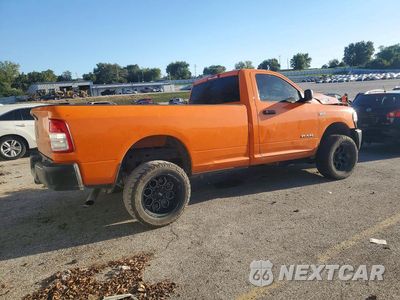 Trzecie zdjęcie samochodu z tyłu: 2020 RAM 2500 TRADESMAN VIN:3C6MR5AJ6LG120761 - miniatura