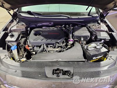 Zdjęcie 11 z 12 samochodu: 2015 HYUNDAI SONATA LIMITED 2.0T VIN:5NPE34AB3FH220572 - miniatura
