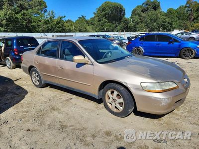 Czwarte zdjęcie samochodu z boku: 2000 HONDA ACCORD SE VIN:1HGCG6693YA075154 - miniatura