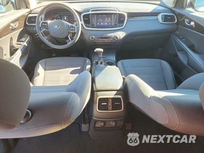Zdjęcie 8 z 13 samochodu: 2019 KIA SORENTO LX V6 VIN:5XYPGDA53KG437371 - miniatura