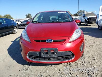 Piąte zdjęcie samochodu w środku: 2011 FORD FIESTA SE VIN:3FADP4EJ4BM130018 - miniatura