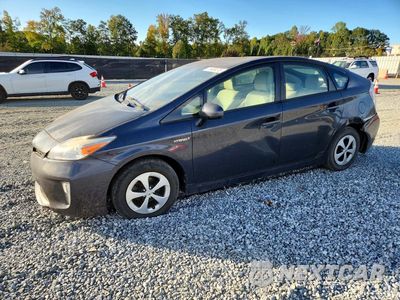 2015 TOYOTA PRIUS TWO JTDKN3DU6F0452438 - główne zdjęcie licytacji z USA - miniatura