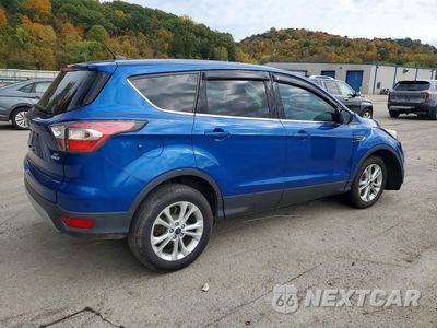 Trzecie zdjęcie samochodu z tyłu: 2017 FORD ESCAPE SE VIN:1FMCU9G97HUB02891 - miniatura