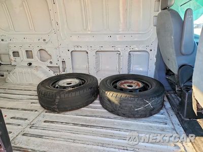 Zdjęcie 11 z 14 samochodu: 2019 FORD TRANSIT 250 DELIVERY VAN VIN:1FTYR1ZM5KKA01642 - miniatura