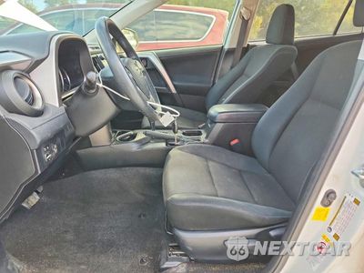 Zdjęcie 7 z 13 samochodu: 2016 TOYOTA RAV4 LE VIN:JTMZFREV0GJ063702 - miniatura