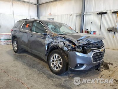 Czwarte zdjęcie samochodu z boku: 2021 CHEVROLET TRAVERSE LT VIN:1GNEVGKW5MJ175353 - miniatura