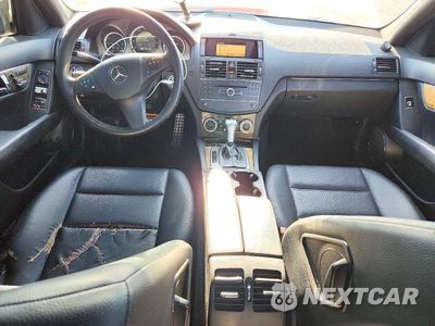 Zdjęcie 8 z 12 samochodu: 2009 MERCEDES-BENZ C 350 VIN:WDDGF56XX9R042852 - miniatura