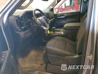 Zdjęcie 7 z 12 samochodu: 2024 CHEVROLET SILVERADO K1500 RST VIN:2GCUDEEDXR1154540 - miniatura