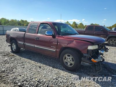 Czwarte zdjęcie samochodu z boku: 2001 CHEVROLET SILVERADO C1500 VIN:2GCEC19T611317335 - miniatura