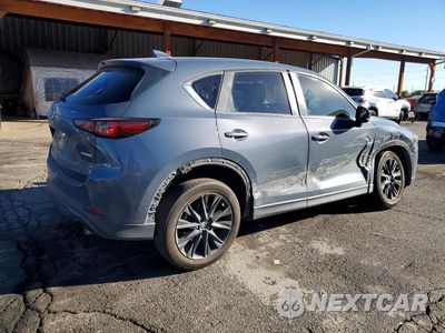 Trzecie zdjęcie samochodu z tyłu: 2023 MAZDA CX-5 PREFERRED VIN:JM3KFBCM3P0173479 - miniatura