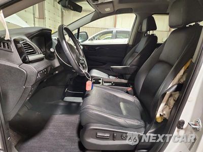 Zdjęcie 7 z 13 samochodu: 2022 HONDA ODYSSEY TOURING VIN:5FNRL6H82NB040133 - miniatura