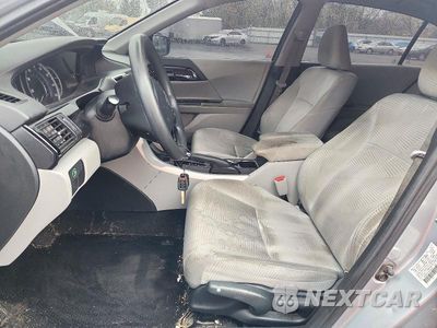 Zdjęcie 7 z 12 samochodu: 2016 HONDA ACCORD LX VIN:1HGCR2F31GA182765 - miniatura