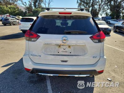 Zdjęcie 6 z 14 samochodu: 2019 NISSAN ROGUE SV VIN:KNMAT2MT6KP511072 - miniatura