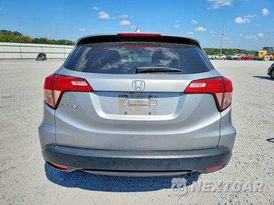 Zdjęcie 6 z 13 samochodu: 2018 HONDA HR-V EX VIN:3CZRU5H51JM702636 - miniatura