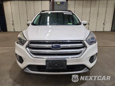 Piąte zdjęcie samochodu w środku: 2018 FORD ESCAPE SEL VIN:1FMCU9HD0JUB57997 - miniatura